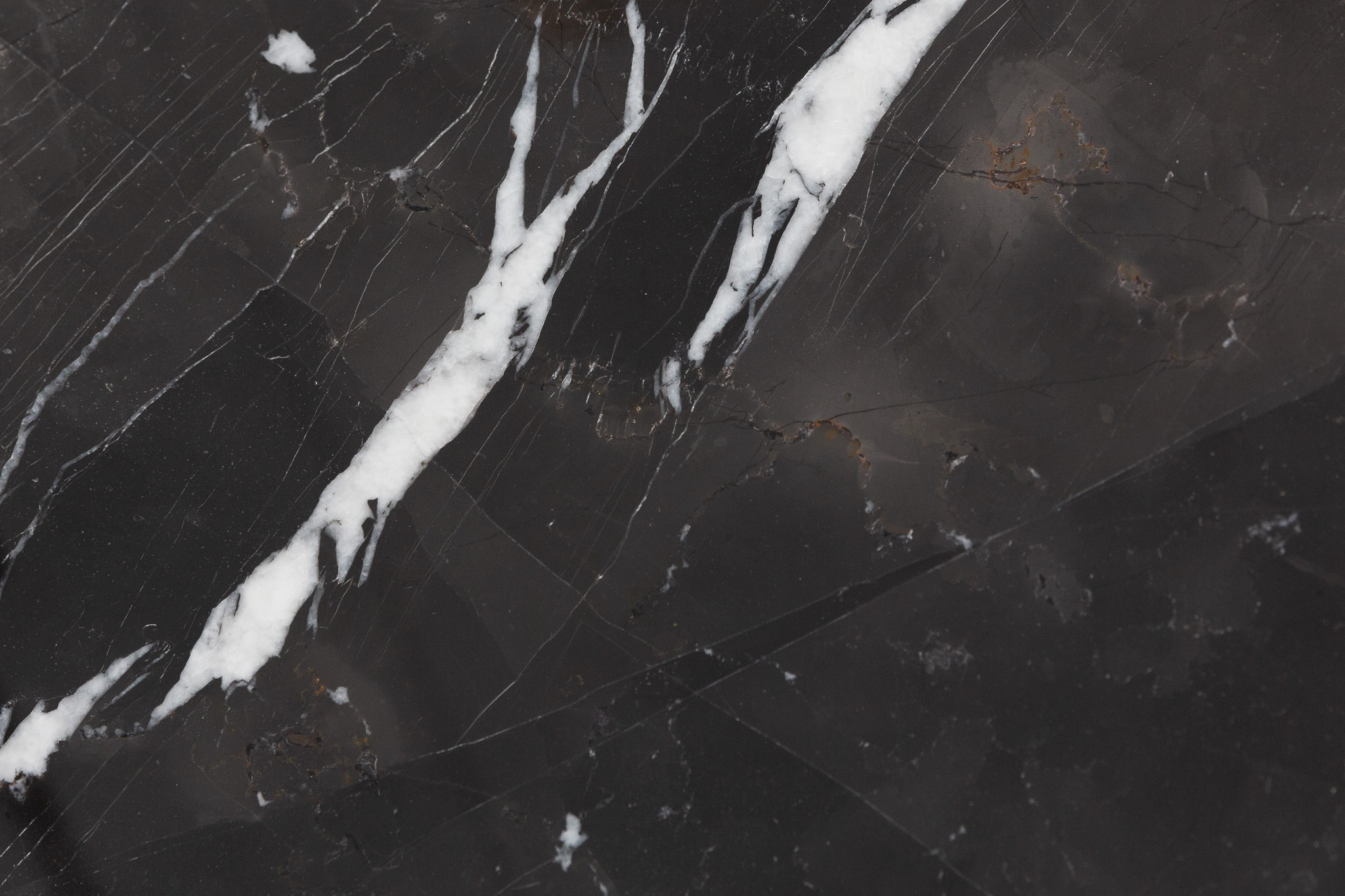 Calacatta Black (240204)