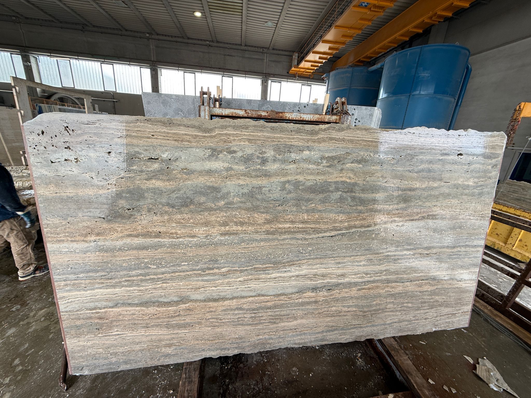 Travertino titanium (250323)