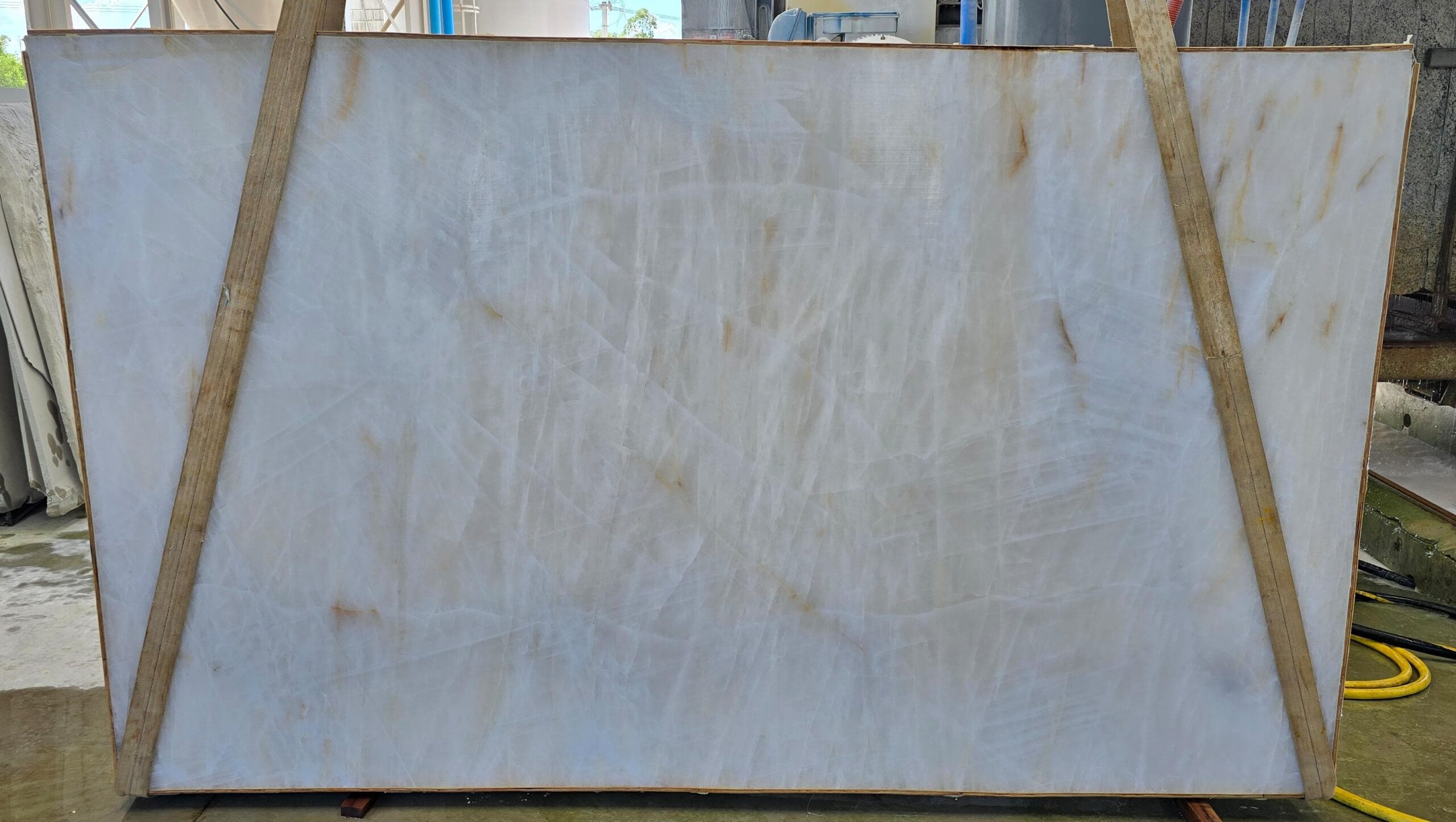 Cristallo Bianco Vitro (BR250202)