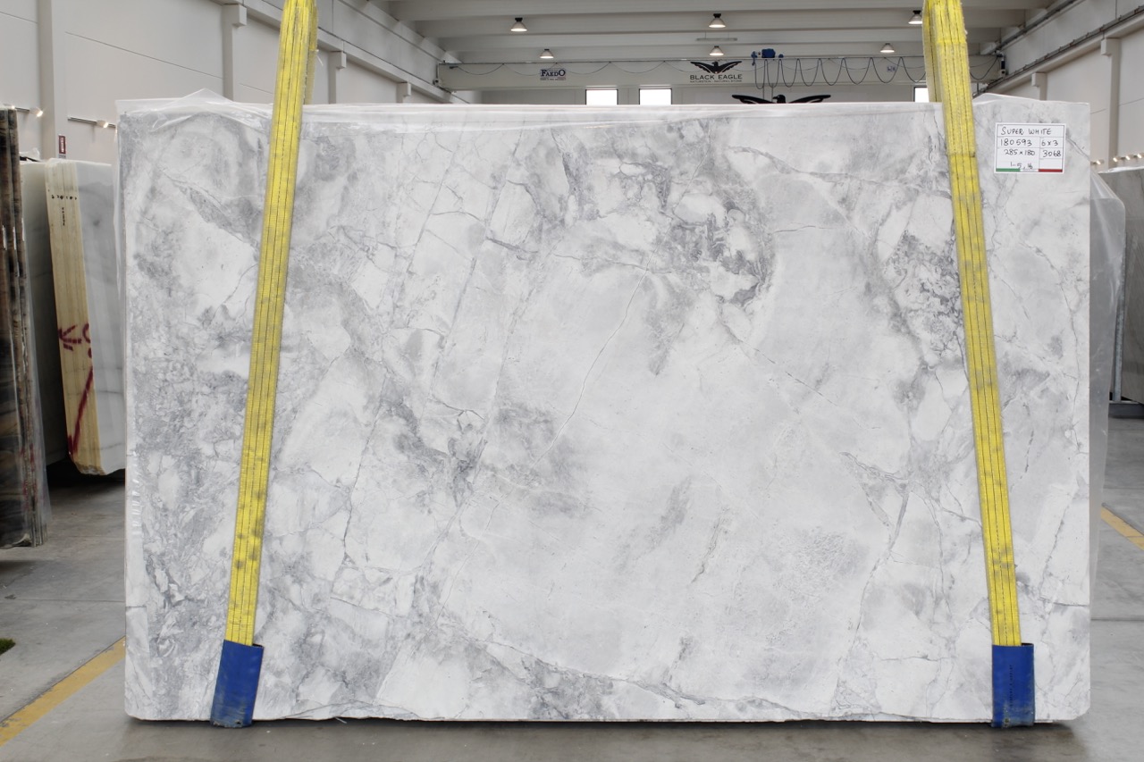 Super white (180593)