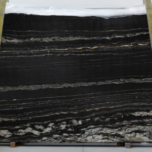 Quarzite portoro (211009)