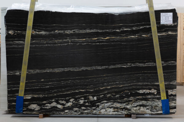 Quarzite portoro (211009)
