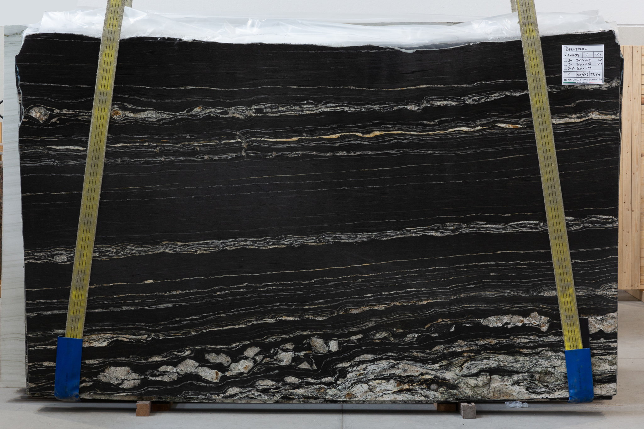 Quarzite portoro (211009)