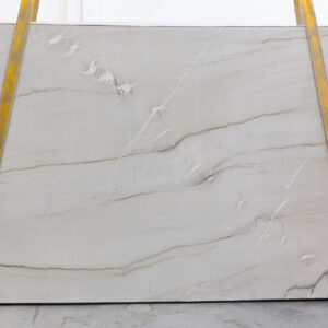 Quartzite montblanc (240203BR)