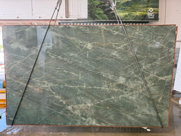Emerald Green Quarzite (250425) - Image 9