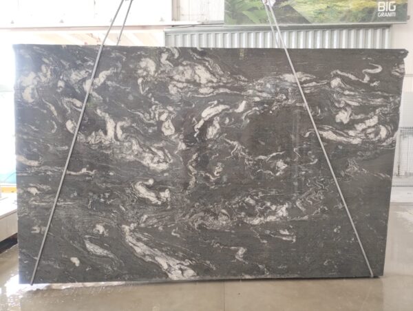 Black Cosmic (250232) - Image 4