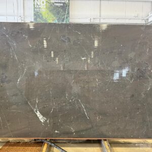 Breccia Imperiale (250503)