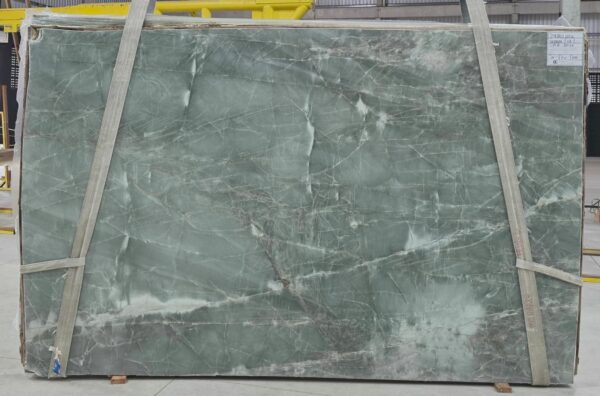 Emerald Green Quartzite (BE250504) - Image 2