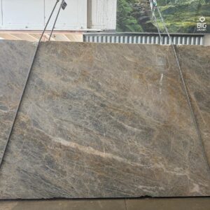 Quarzite cielo (250721)