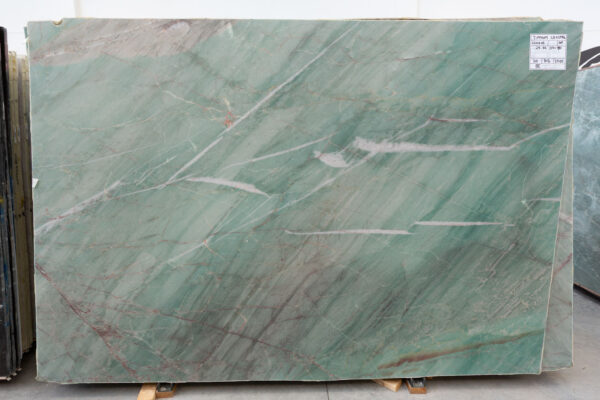 Tiffany crystal (220515) - Image 4