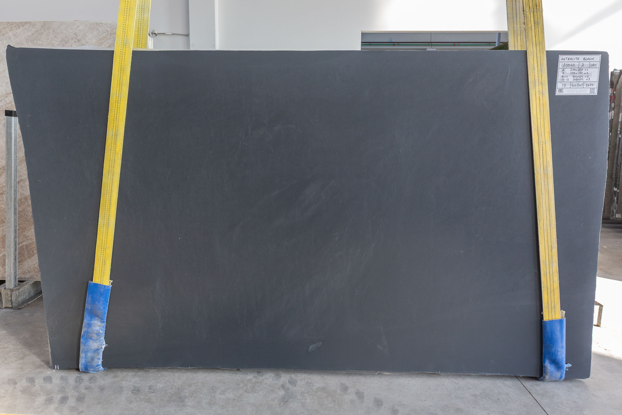 Antracite Black (180042)