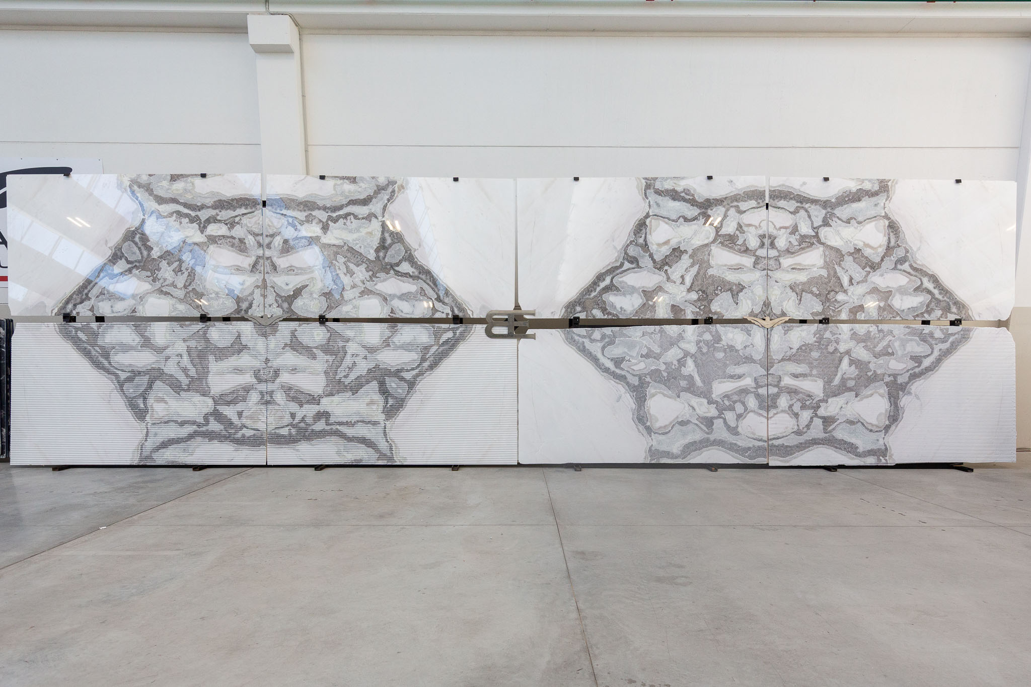 Dover White (240535.)