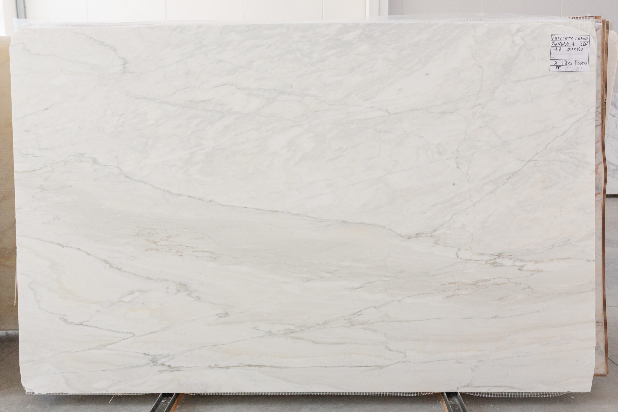 Calacatta Cremo (240751-2)