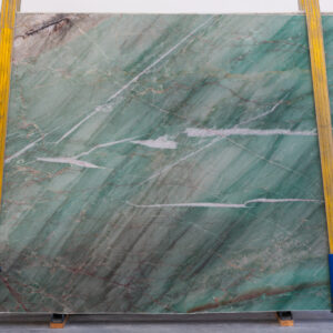 Tiffany crystal (220515)