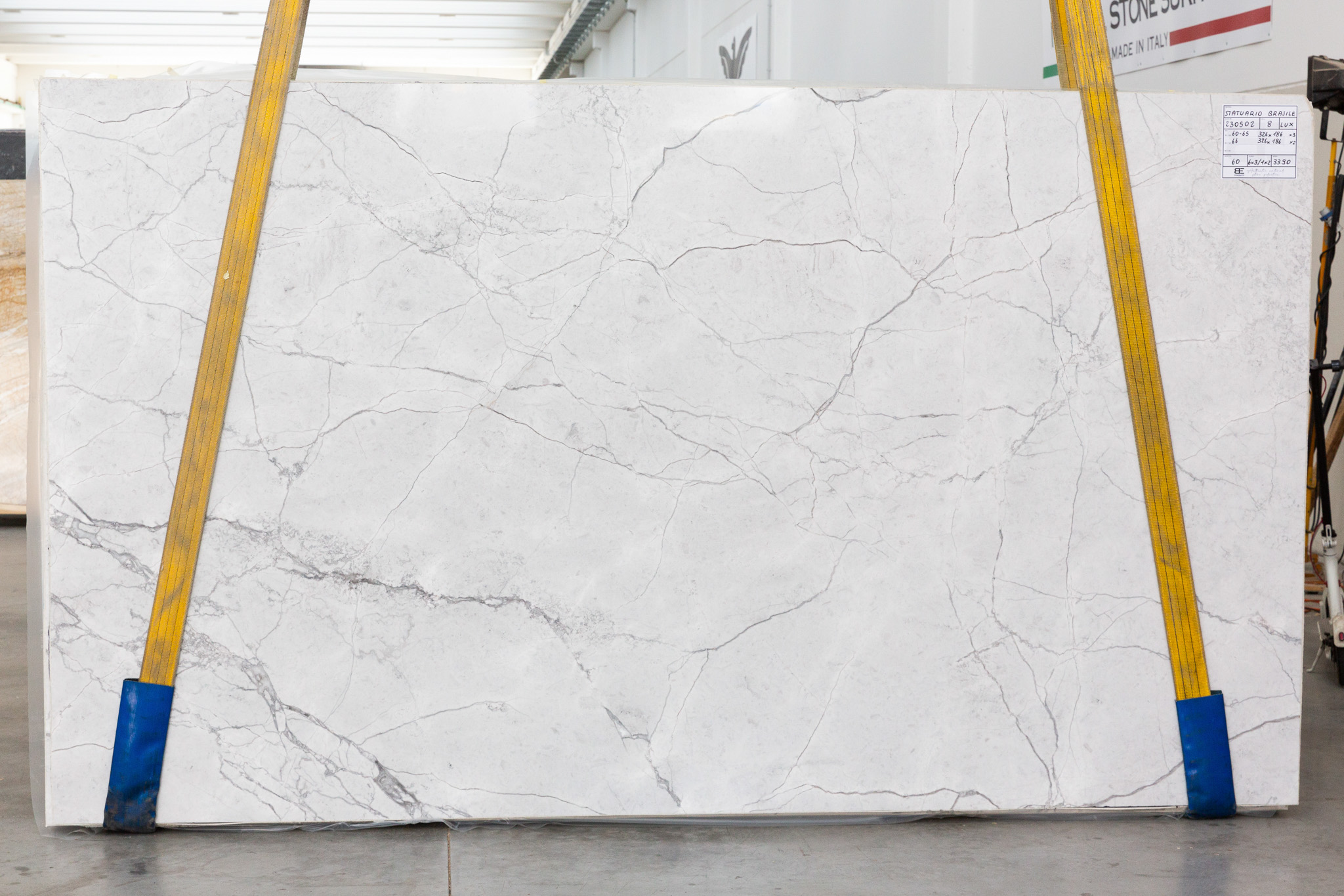 Calacatta Brasil (230502)