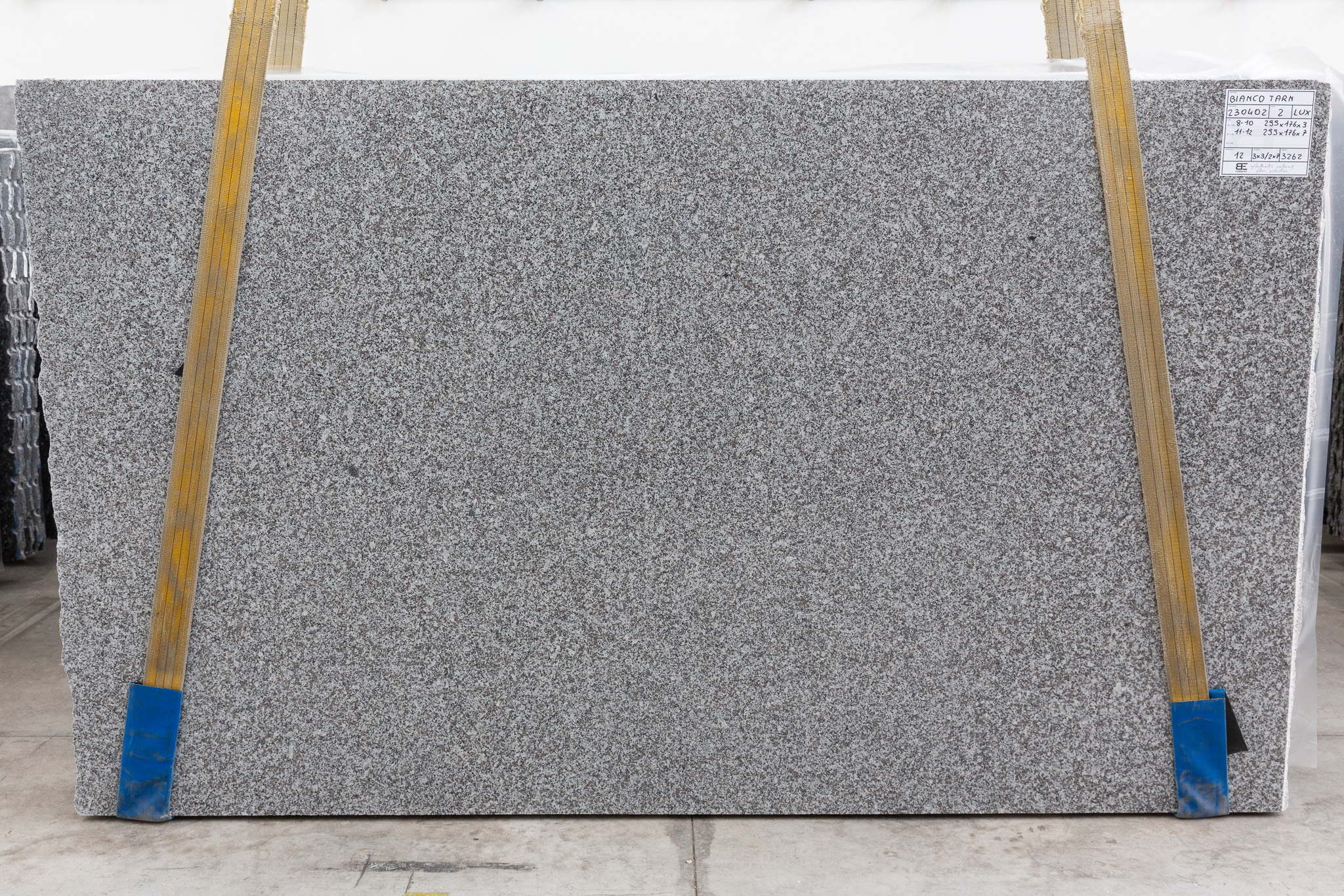 Bianco Tarn (230402)