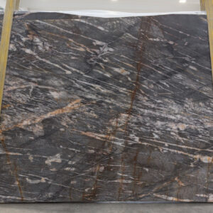 Midnight Crystal (190506)