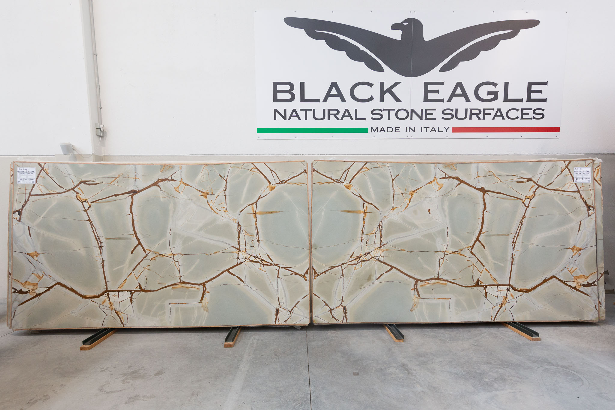 Deep Blue (BES241106)