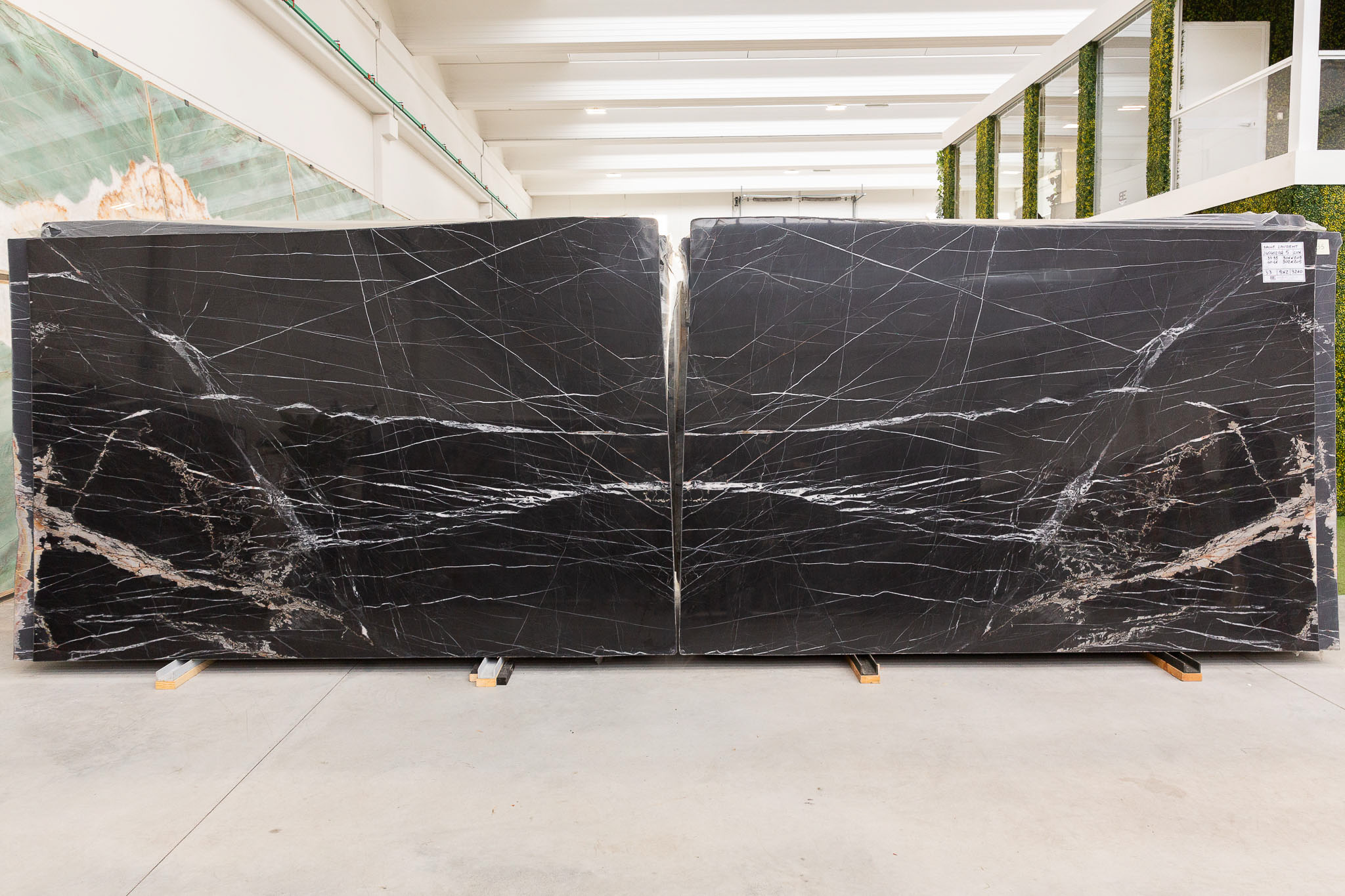 Quartzite Saint Laurent (240402BR)
