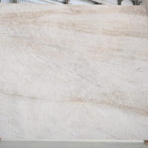 Naika (BE260304)